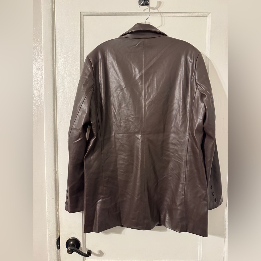 Just Fab Oversized Faux Leather Blazer NWT medium - Picture 6 of 8
